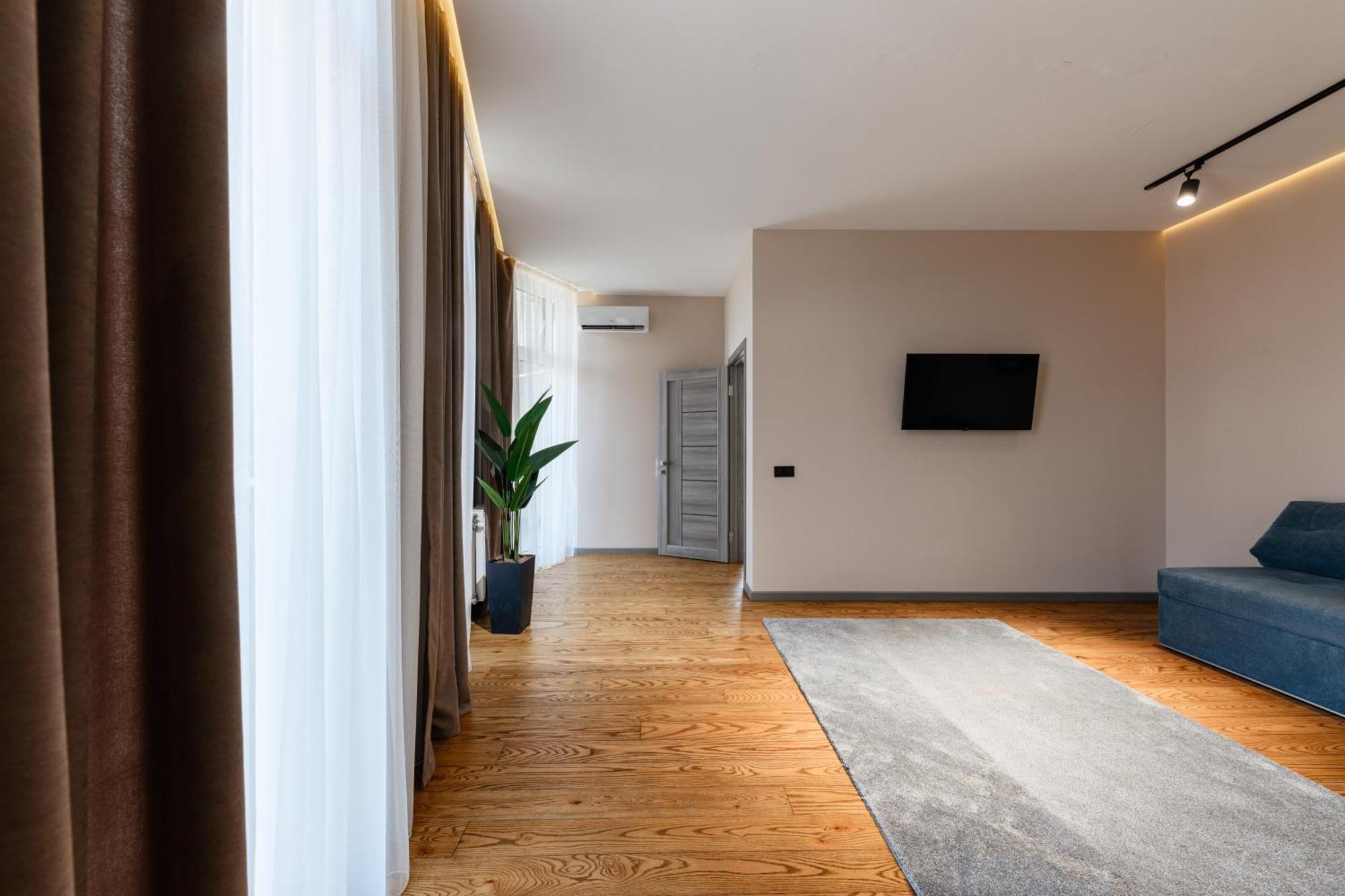 Luxury Apartments Smart House Uzjhorod Eksteriør bilde