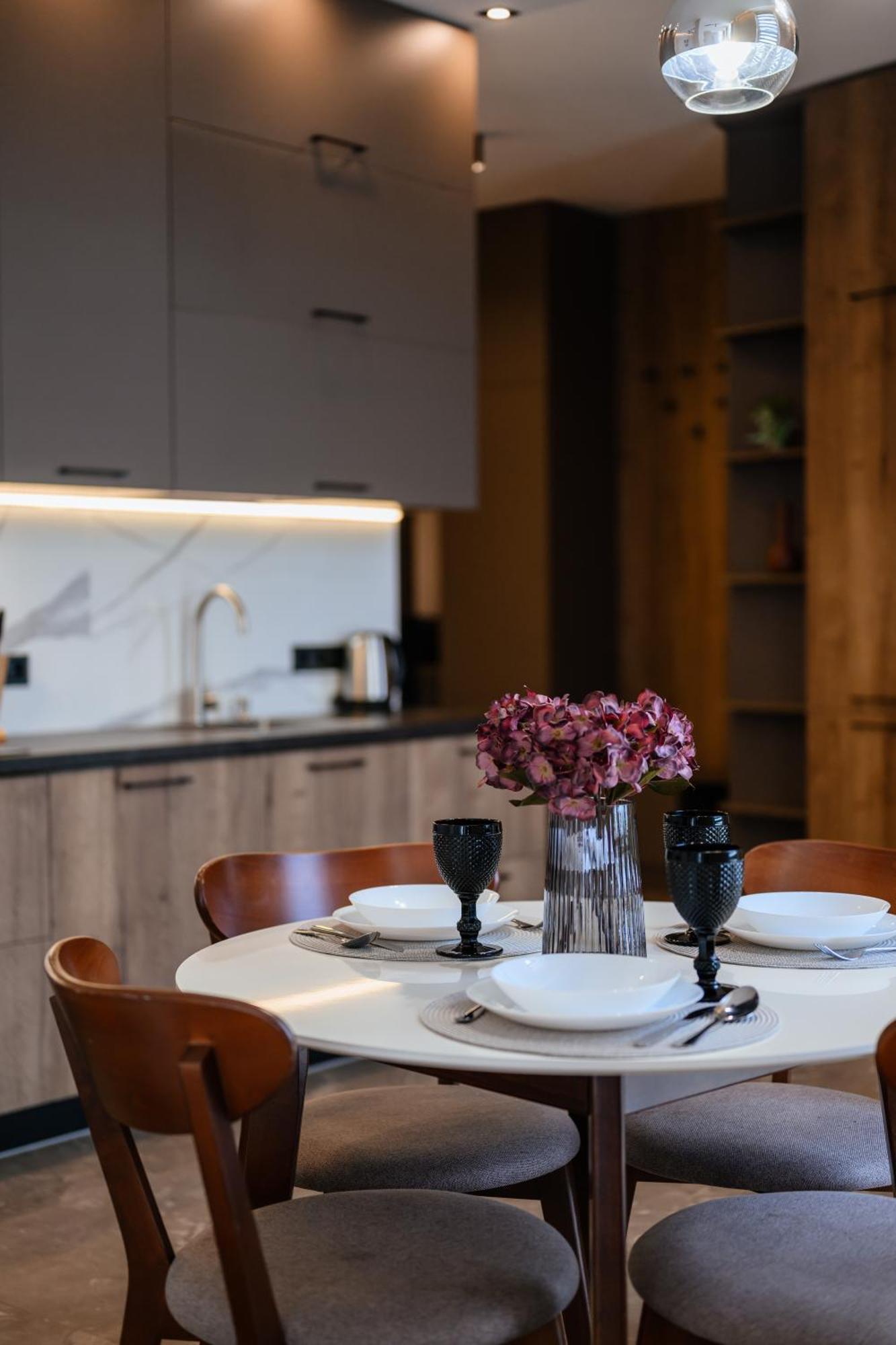 Luxury Apartments Smart House Uzjhorod Eksteriør bilde
